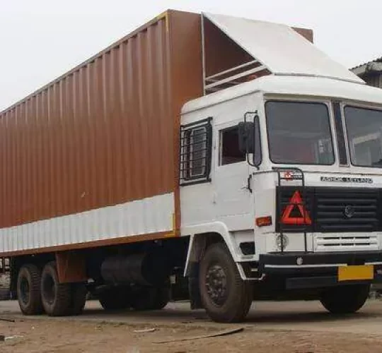 32ft-mxl-container-from-ahmedabad-387106647-2y53m